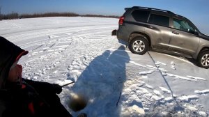 Первая ЗИМНЯЯ РЫБАЛКА НА АМУРЕ 2025. Щука ловится