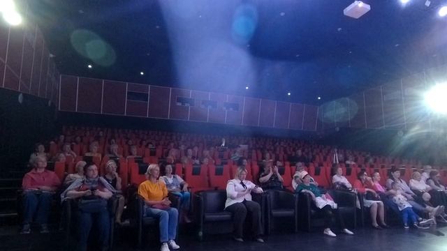 «Служить России». Концерт вокальной студии «Ретро» в РДК «Аэлита» от 29.03.2025г. смотреть онлайн