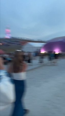 Когда в песне не просто 808 и рифма.
Заходи, в комментариях оставила ссылку