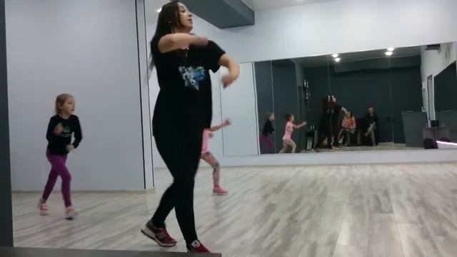 ХИП ХОП.  ТРЕНИРОВКА ТАНЦА смотреть онлайн