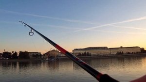 ЛОВЛЯ КРУПНОГО СУДАКА И ОКУНЯ НА НЕВЕ | ГОРОДСКАЯ РЫБА?