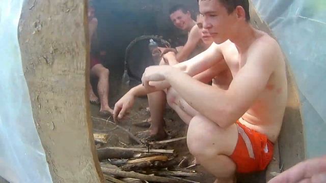 Баня из плёнки на берегу реки / баня своими руками! смотреть онлайн