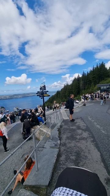 Смотри Витек- дубль 2))) все ещё грузить?)) смотреть онлайн