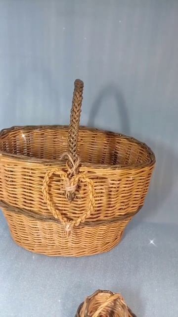 плетёная корзина из имитации лозы смотреть онлайн