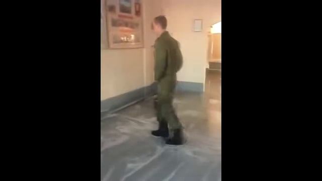 ПРИКОЛЫ Веселая армия Армейские приколы,сборник 2018 ржака до слез угар прикол ПРИКОЛЮХА #470 смотреть онлайн