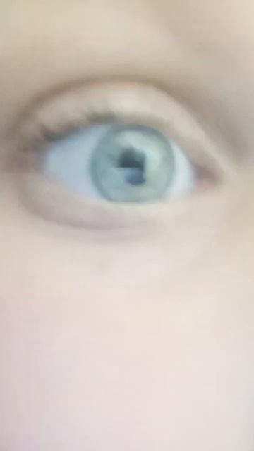 зелёный цвет глаз самый красивый смотреть онлайн