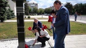 ДЕНЬ ЛУГАНСКОЙ НАРОДНОЙ РЕСПУБЛИКИ С УСПЕХОМ ПРОШЕЛ В ЛУГАНСКЕ