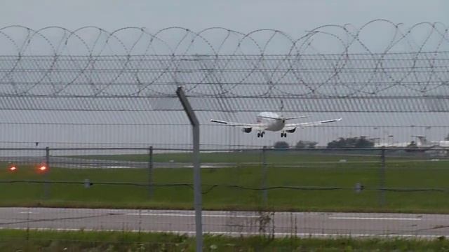 Посадка самолета. смотреть онлайн