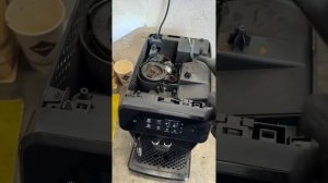 Кофемашина Philips перестала молоть кофе. Кто виновен в р?