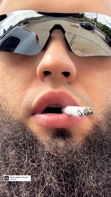 ВЛАД ГАНТЕЛЯ КРАСИВО КУРИТ СИГАРЕТУ #сигареты #гантел? смотреть онлайн