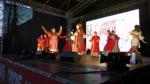 «Бурановские бабушки», «Лучи Победы» и праздничный салют радовали серовчан  9 мая