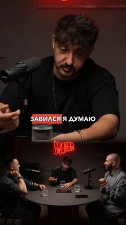 Сергей Матвиенко: длинный кучерявый волосок на соске – редфлаг #отношения #редфлаг #волос