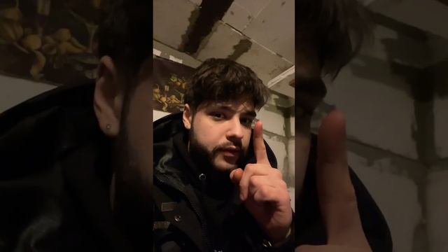 МОНСТР В ПОДВАЛЕ!!!😨🫣🧌 смотреть онлайн