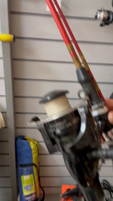 Спиннинг красный 390 смотреть онлайн