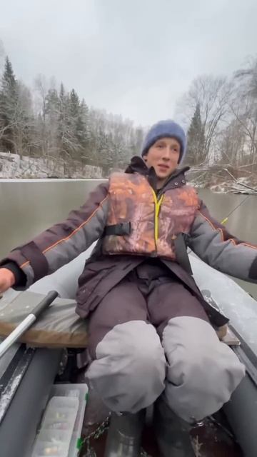 Уже зимняя рыбалка?😁 #рыбак #fishing #риба #рибу #рыба #рыб? смотреть онлайн