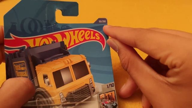 Обзор новых машин по серии "HOT WHEELS" смотреть онлайн