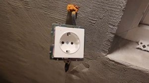 Розетка с подсветкой и датчиком света Werkel