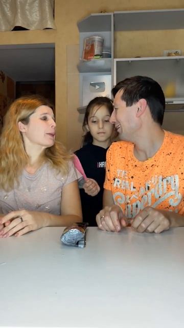 Йому холодно еле ж не мені😂#shorts смотреть онлайн