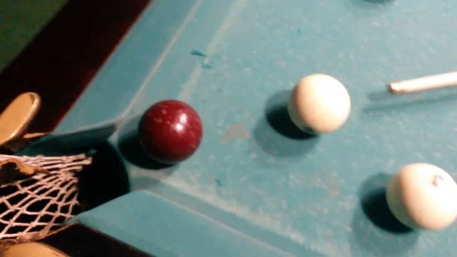 Как надо играть бильярд:) чеченский прикол смотреть онлайн