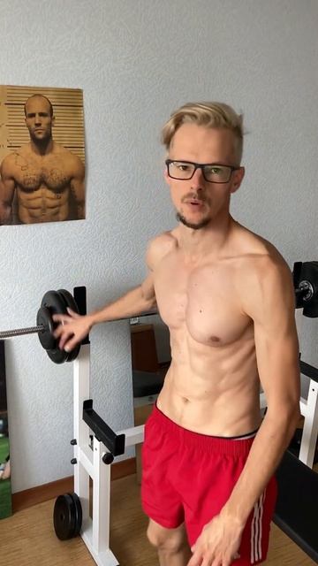 Сечение плеч стало больше, с 10кг увеличил до 15 на подъё смотреть онлайн