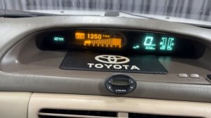 Toyota Vista 2000 год