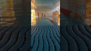 Плавание с доской для плавания