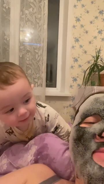 Ваша жизнь одним словом ? #семья #лайф #мамаисын