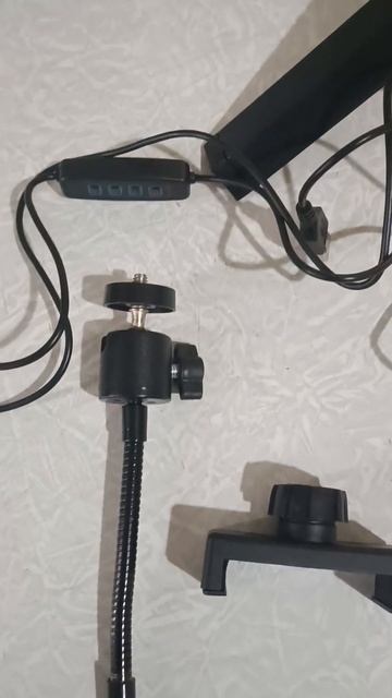 КОМПАНИЯ RITMIX RRL-262 кольцевая лампа 26 см. смотреть онлайн