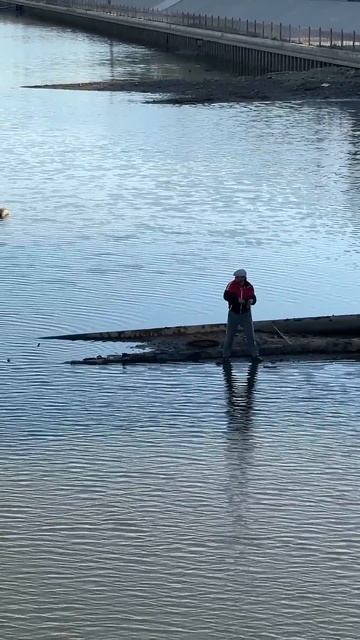 Рыбаки в Астрахани. Весна в Астрахани. 11 апреля , пока в смотреть онлайн