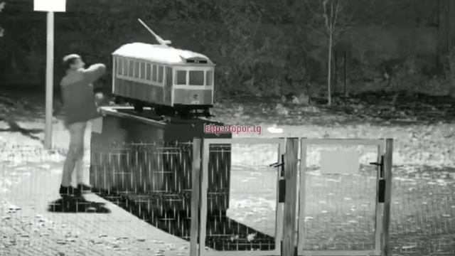 Зачем бомбить Воронеж, если там хватает своих вредите? смотреть онлайн