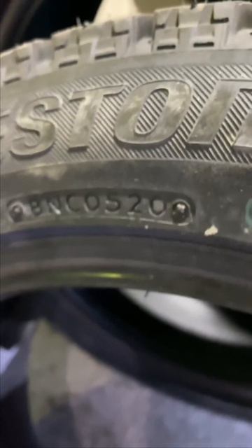 #шины #зимниешины Отличные зимние шины Bridgestone blizzak Vrx 235.45.18 смотреть онлайн