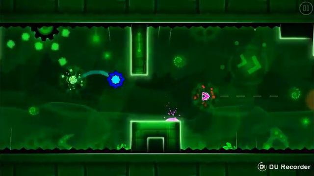 играю в GEOMETRY DASH WORLD! (часть 2) смотреть онлайн