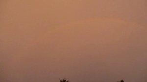 Дождь,молния,радуга