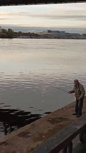 Старик и "море" 🎣😊 смотреть онлайн