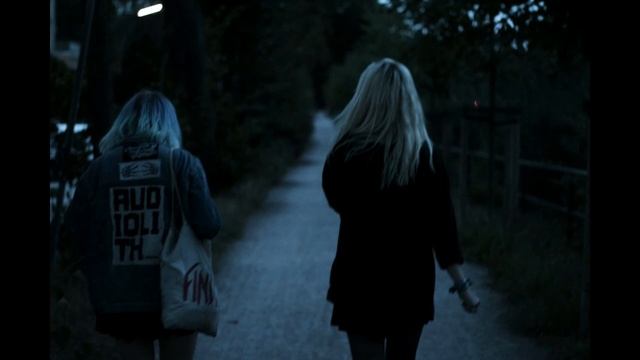 Грустные песни для подростков смотреть онлайн