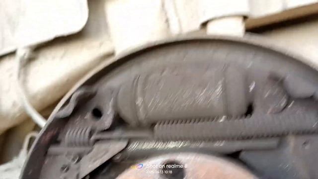 Фольксваген Поло седан, замена задних тормозных колод смотреть онлайн