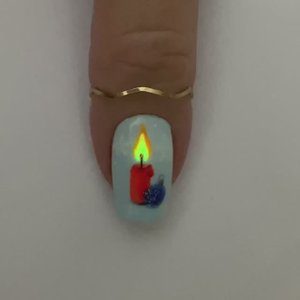 Свеча на ногтях. Светящийся маникюр