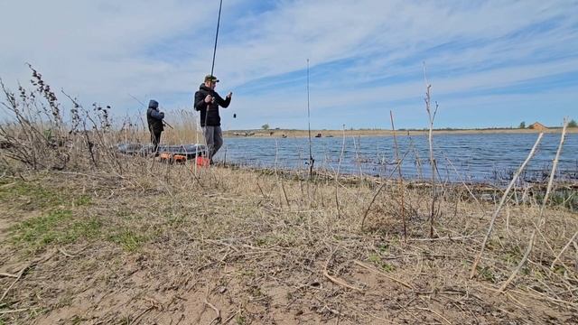 Тупиковый залив Капчагайского водохранилища — рыбал? смотреть онлайн