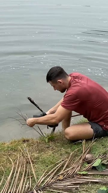 БОЛЬШАЯ РЫБА БОЛЬШАЯ УДОЧКА. 24 ЧАСА ВЫЖИВАНИЕ НА ОСТРО смотреть онлайн