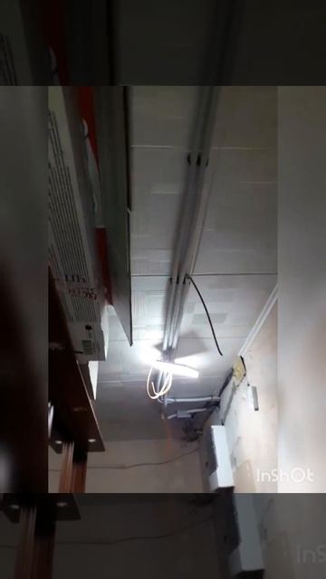 Замена электрики в коридоре в 16-этажке. Частичная заме