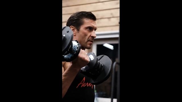 Обзор гантелей Aerofit AFGRB от Дмитрия Яшанькина.