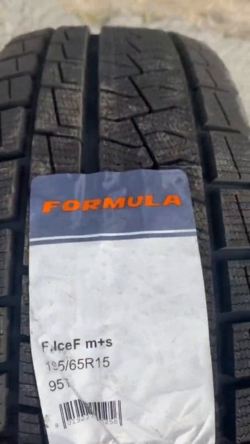 Самые популярные модели в этом сезоне. #pirelli #formula смотреть онлайн