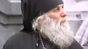 "Мак на скале."
Песня посвящена Преподобноисповеднику Гавриилу Самтаврийскому Ургебадзе.