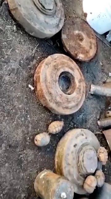 нашли мины и гранаты. Казахстан смотреть онлайн