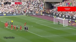 Мистер бист играет в футбол