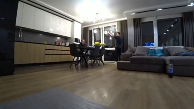 ПРАНК ИГРУШЕЧНЫЙ МИШКА ОЖИЛ НАД ДРУГОМ РЕАКЦИЯ НЕОЖИДАННО! TALKING TEDDY BEAR PRANK GONE WRONG!!