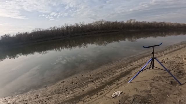 Открытие Фидерной Рыбалки на Реке 2025 Холодный канал смотреть онлайн