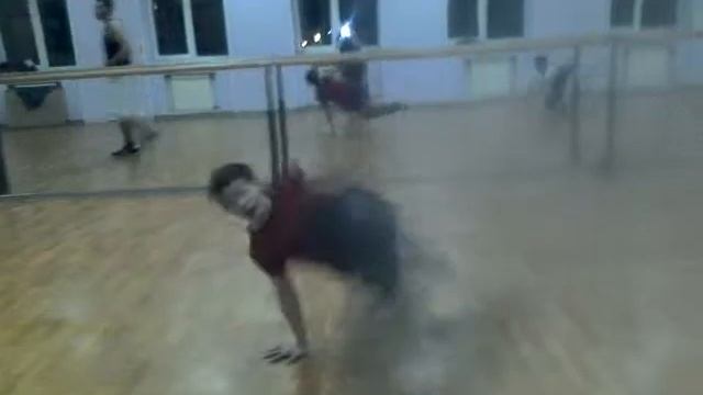 Попытка сделать локтевой флай смотреть онлайн