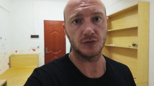 Пробую открыть банковскую карту в ICBC, BANK OF CHINA. Смотрим