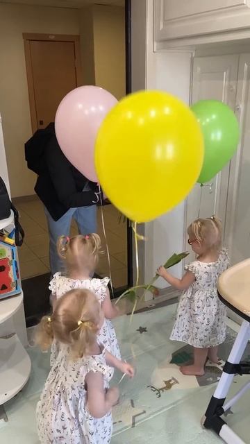 Дарите женщинам цветы 🌷🌷🌷 смотреть онлайн